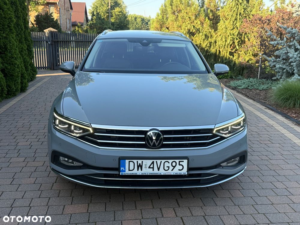 Volkswagen Passat 2.0 TSI Elegance DSG - 2