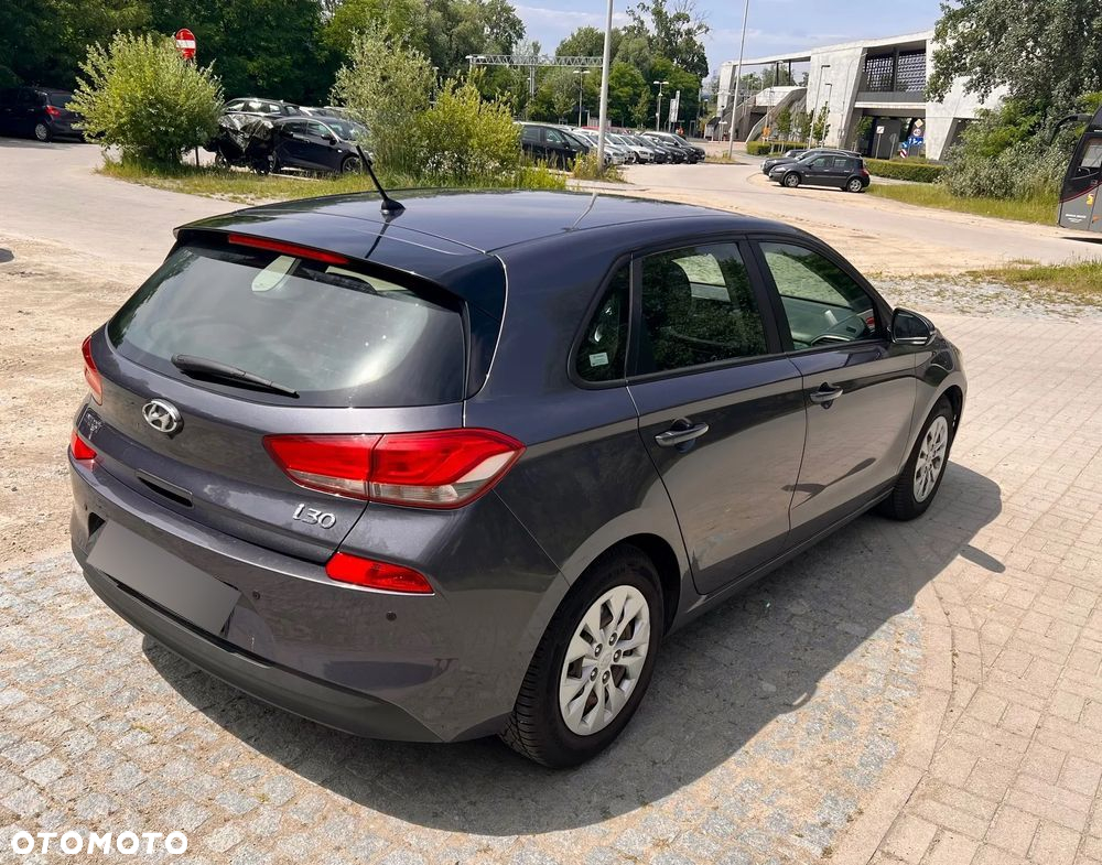Hyundai i30 1.4 Classic + - 5
