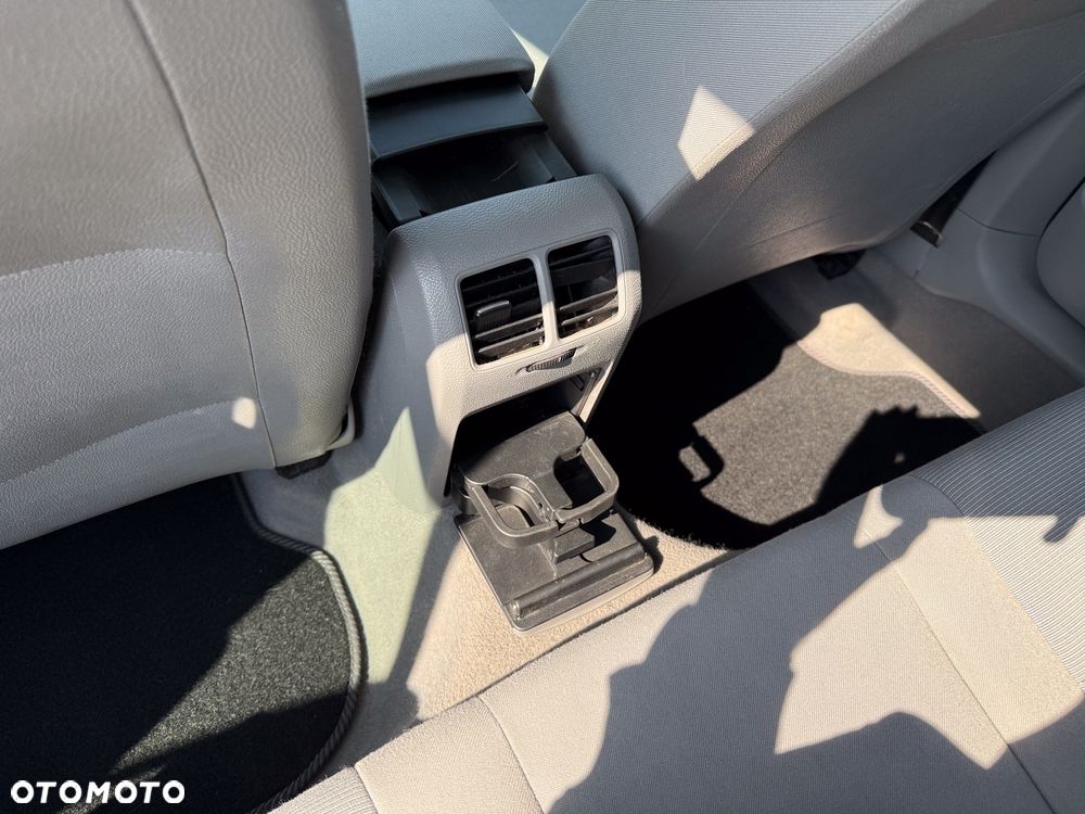 Volkswagen Golf 1.4 FSI Comfortline - 19