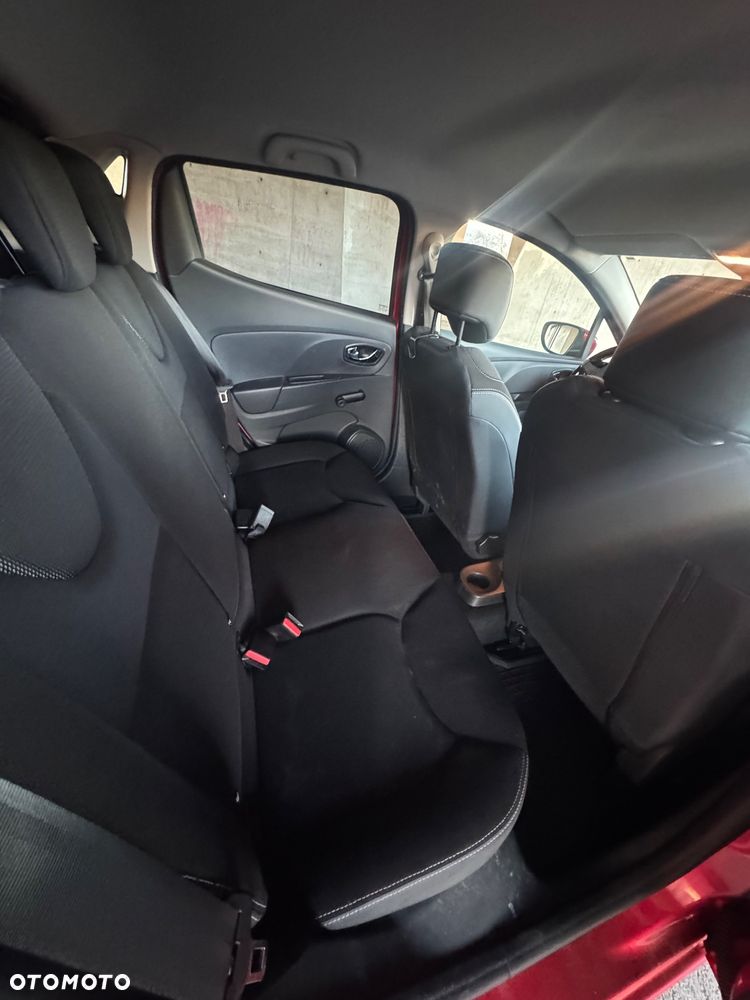 Renault Clio 1.2 16V Intens - 9