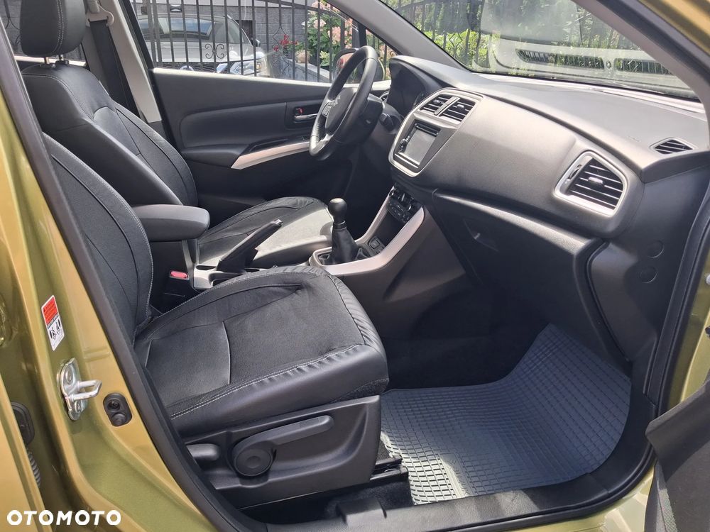 Suzuki SX4 S-Cross 1.6 VVT 4x4 Comfort - 13