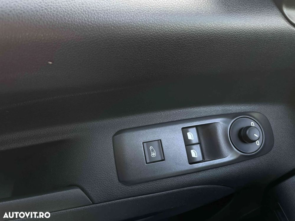 Opel Combo - 11