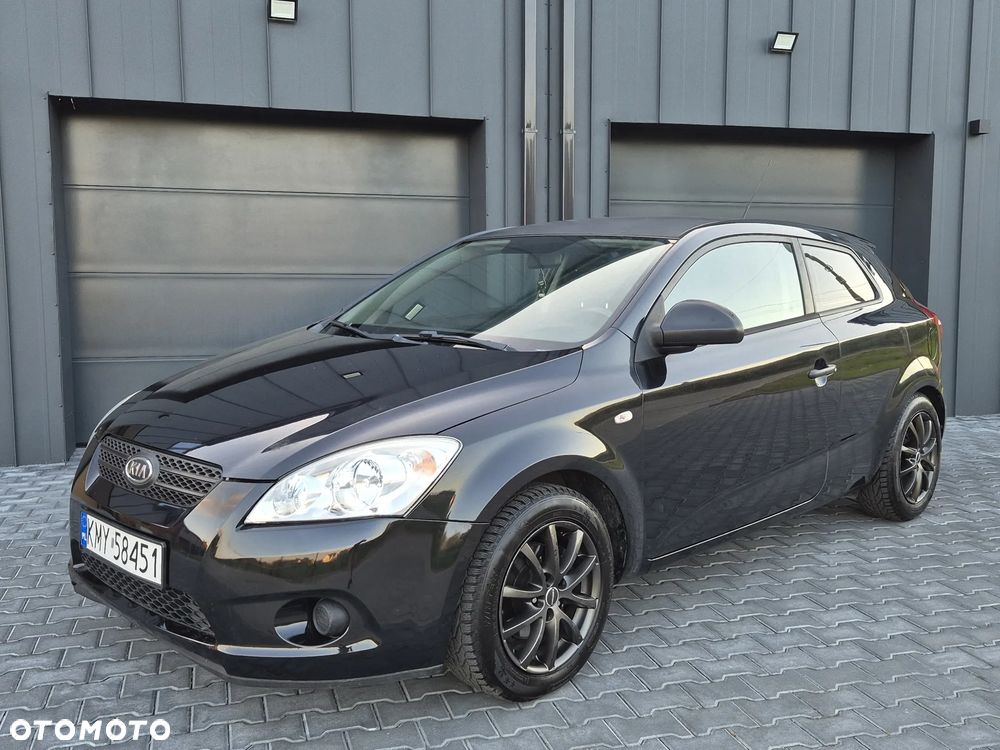 Kia ProCeed - 2