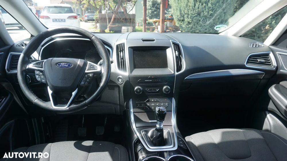 Ford S-Max 2.0 TDCi Titanium - 18