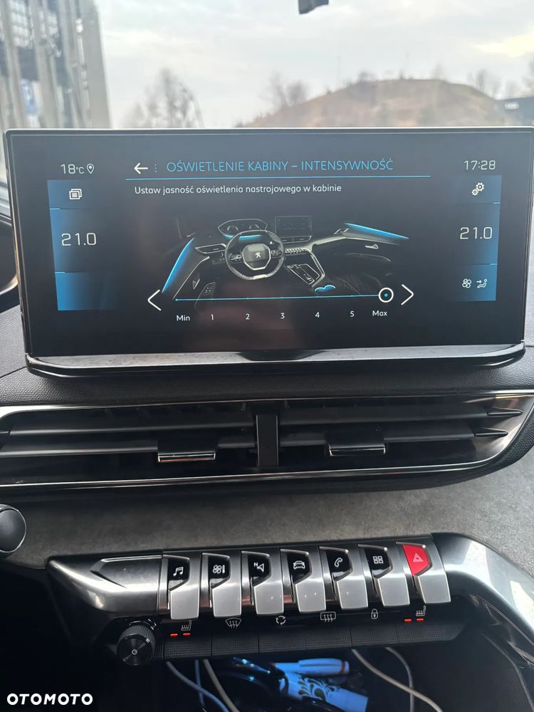 Peugeot 3008 BlueHDi 130 Stop & Start EAT8 GT - 16