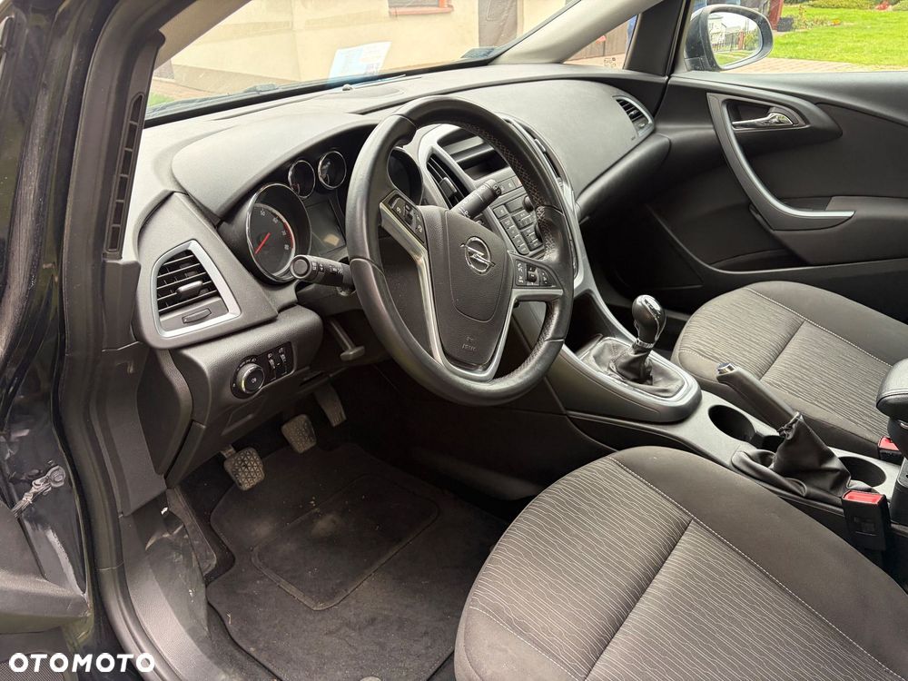 Opel Astra 1.4 T Enjoy - 8