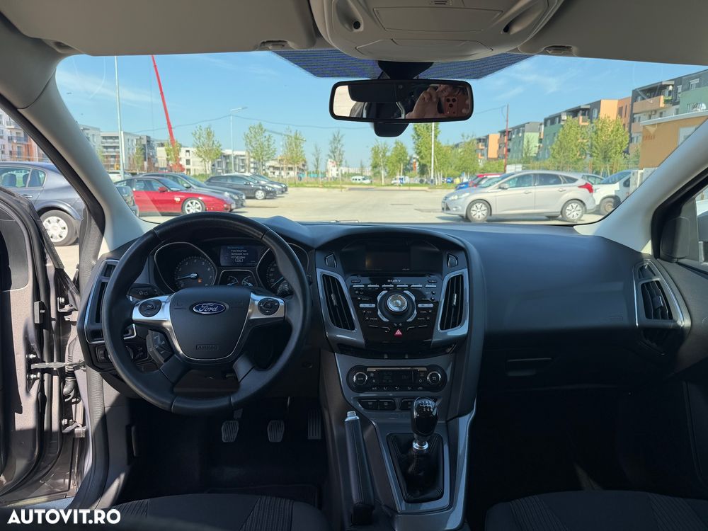 Ford Focus 1.0 EcoBoost Start-Stopp-System TITANIUM - 5