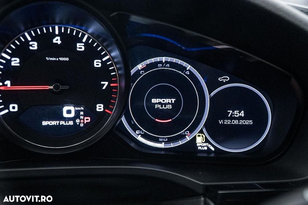 Porsche Cayenne S Tiptronic S Platinum Edition - 31