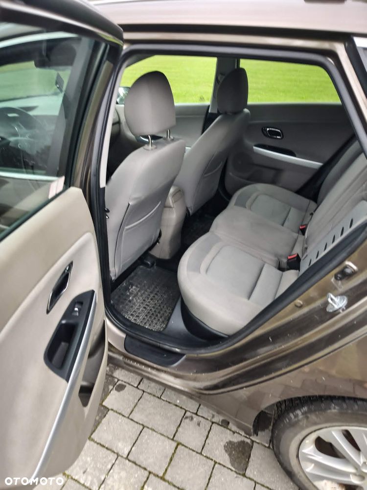 Kia Ceed 1.6 GDI L - 11