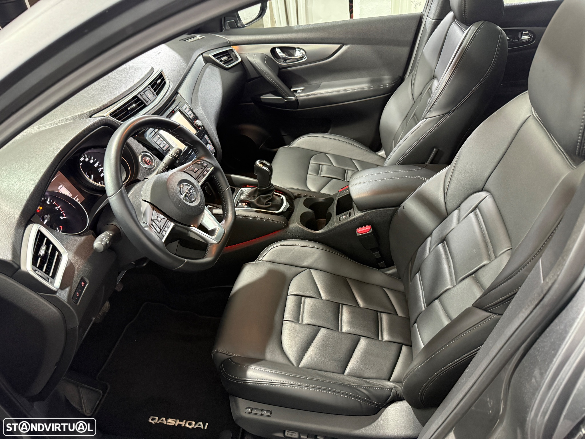 Nissan Qashqai 1.2 DIG-T Xtronic TEKNA+ - 12