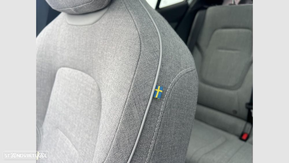 Volvo EX30 69 kWh Twin Motor Ultra - 17