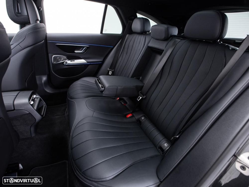 Mercedes-Benz E 300 de 4Matic All-Terrain - 12
