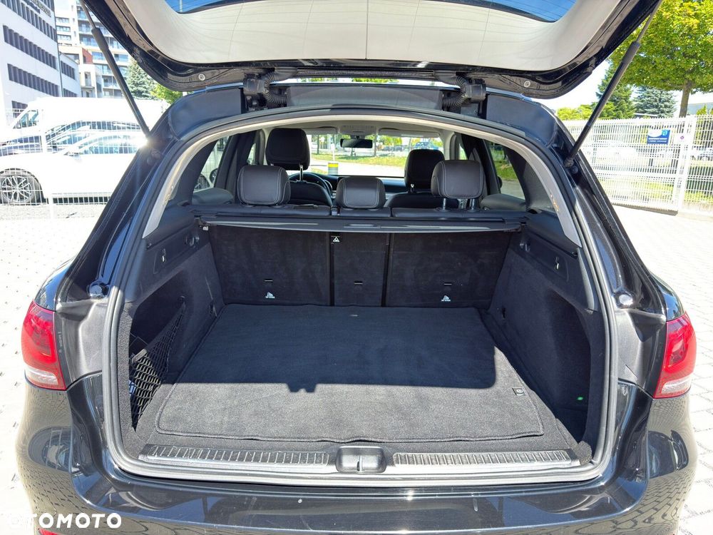 Mercedes-Benz GLC 200 d 4-Matic Business Edition - 29