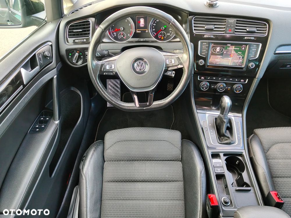 Volkswagen Golf 1.4 TSI BMT Highline DSG - 37