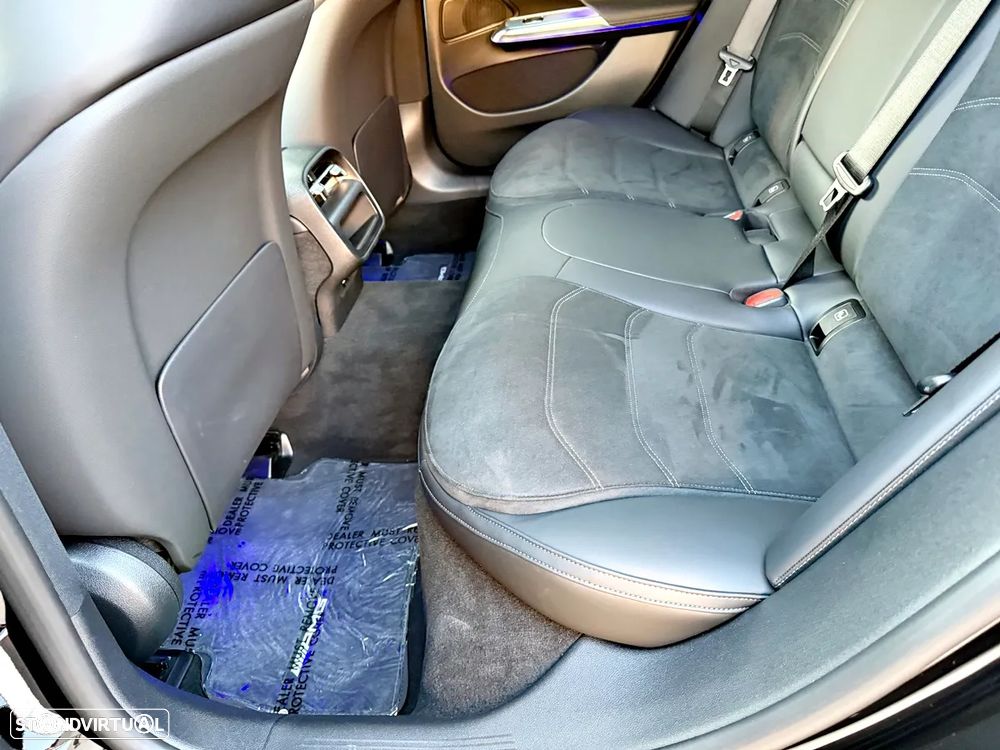 Mercedes-Benz E 300 de - 33