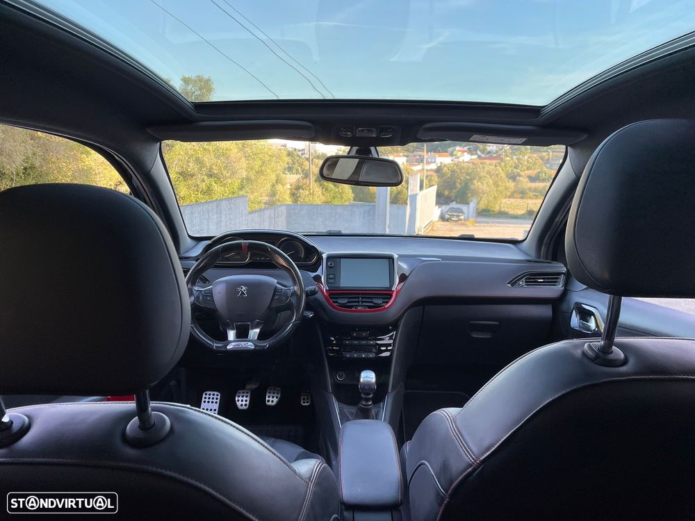 Peugeot 208 GTI 200 THP - 1