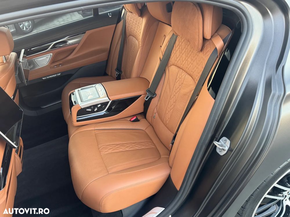 BMW Seria 7 750Ld xDrive - 18