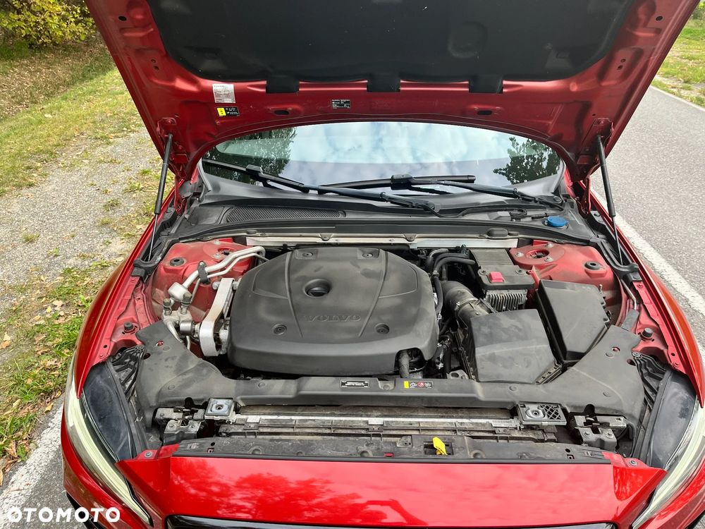 Volvo V60 T5 Geartronic R-Design - 16