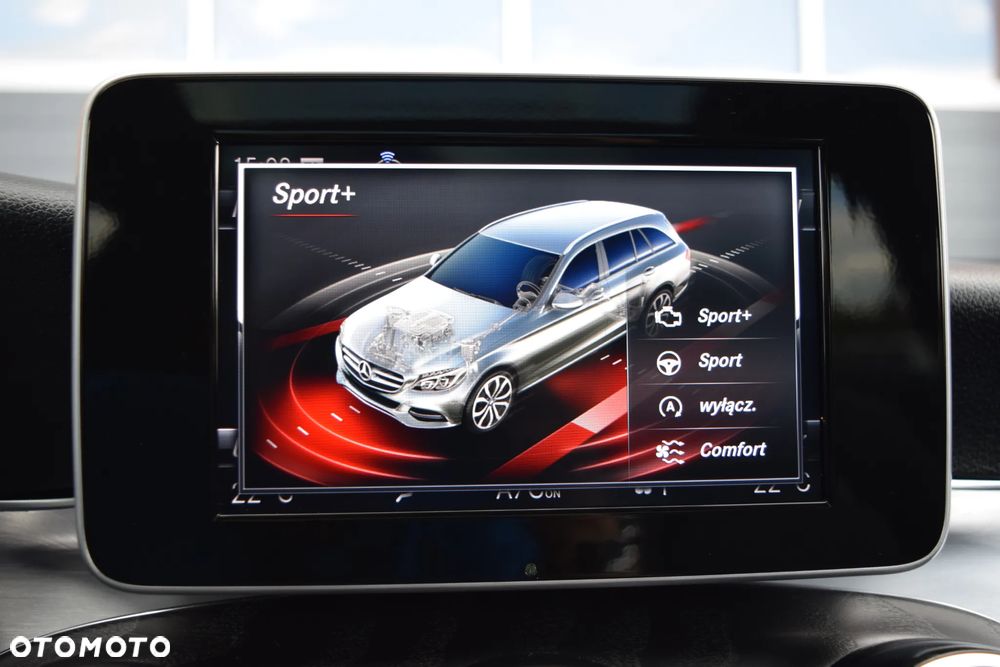 Mercedes-Benz Klasa C 200 9G-TRONIC AMG Line - 25