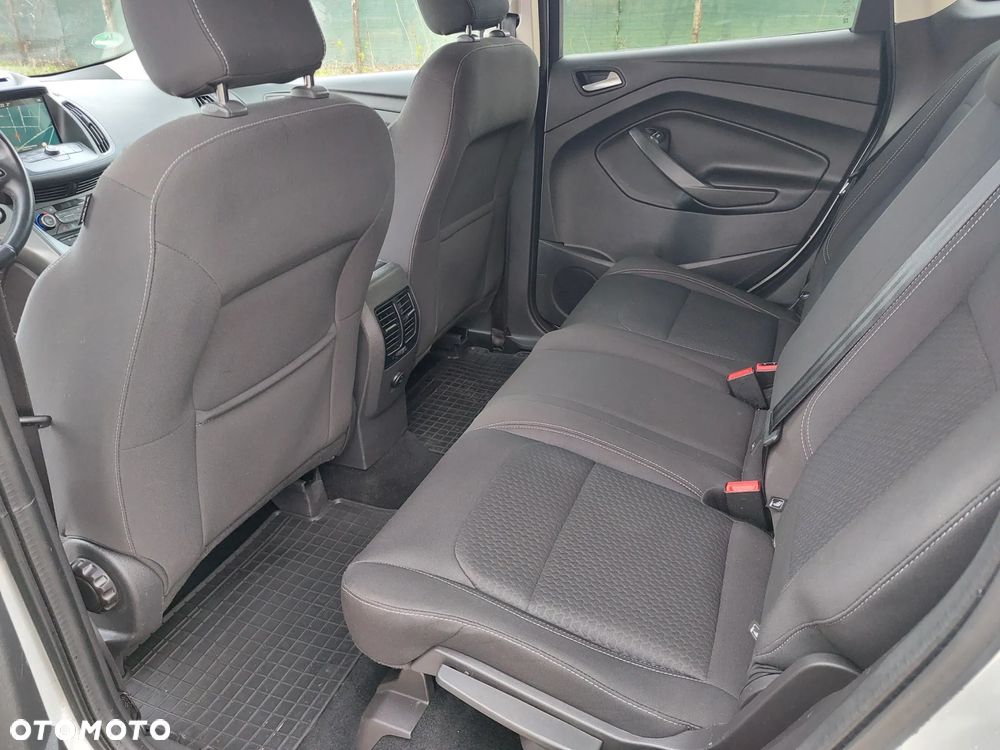 Ford Kuga 2.0 TDCi 2x4 SYNC - 14