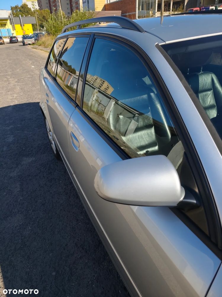 Audi A4 Avant - 30