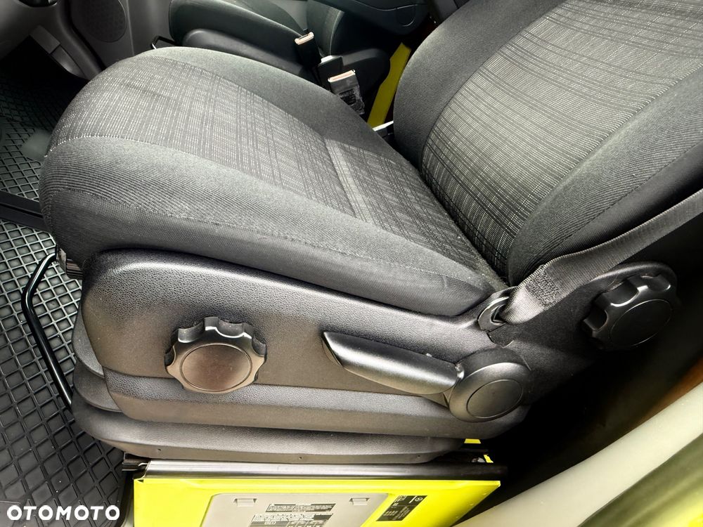 Mercedes-Benz Sprinter (BlueTec) 906.211 BlueEFFICIENCY - 10