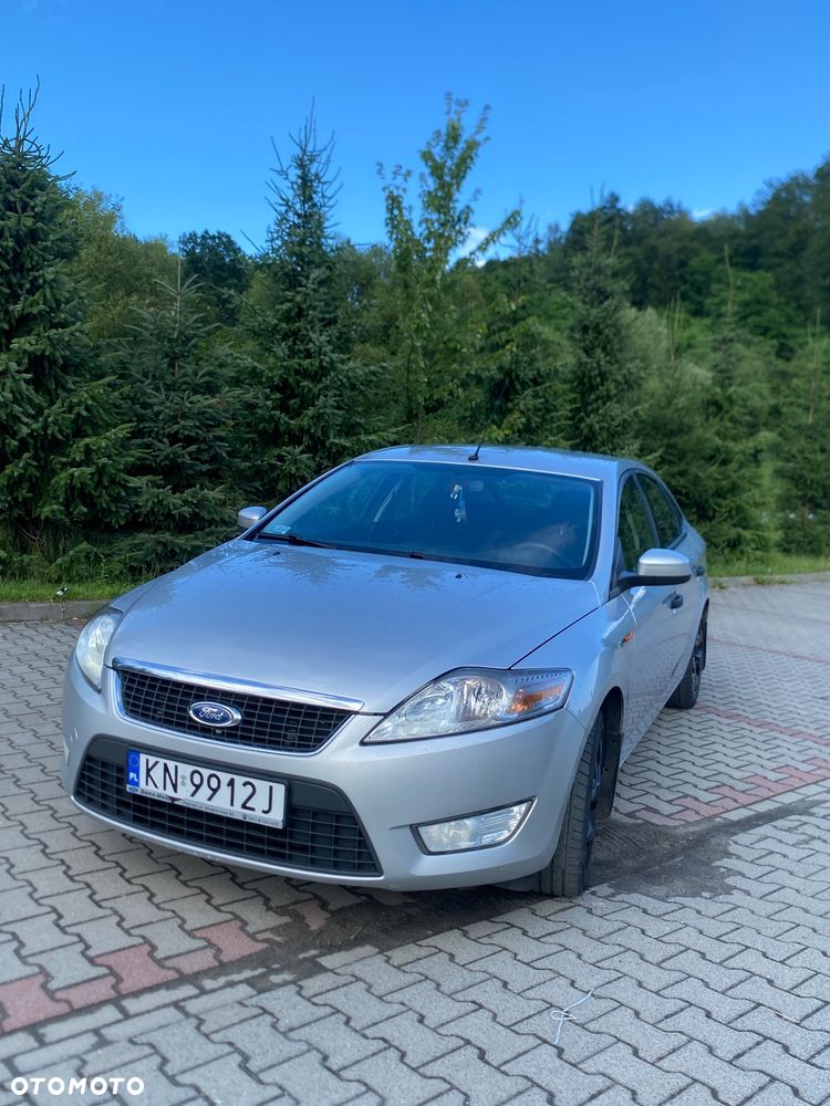 Ford Mondeo 2.0 Ghia - 3