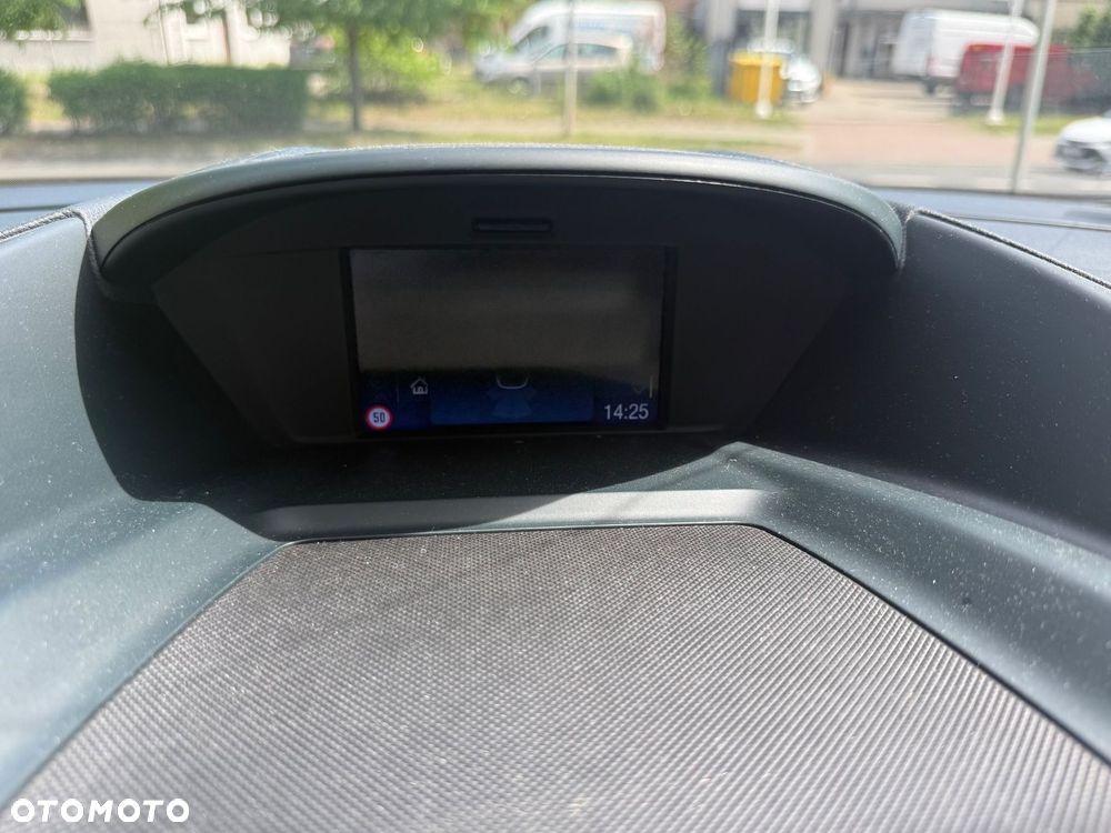 Ford Grand C-MAX - 21