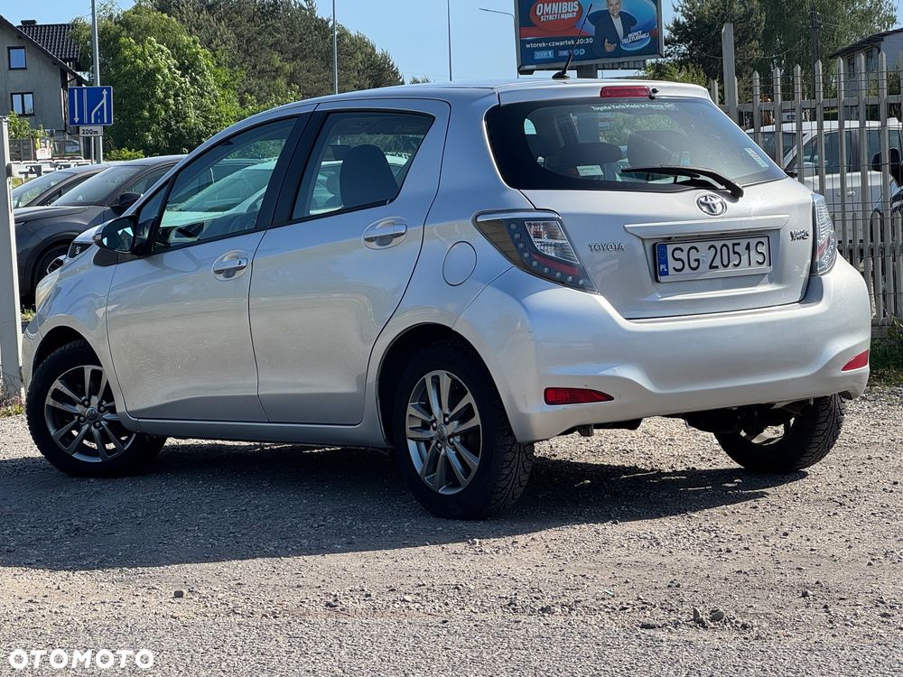 Toyota Yaris 1.4 D-4D Premium - 7