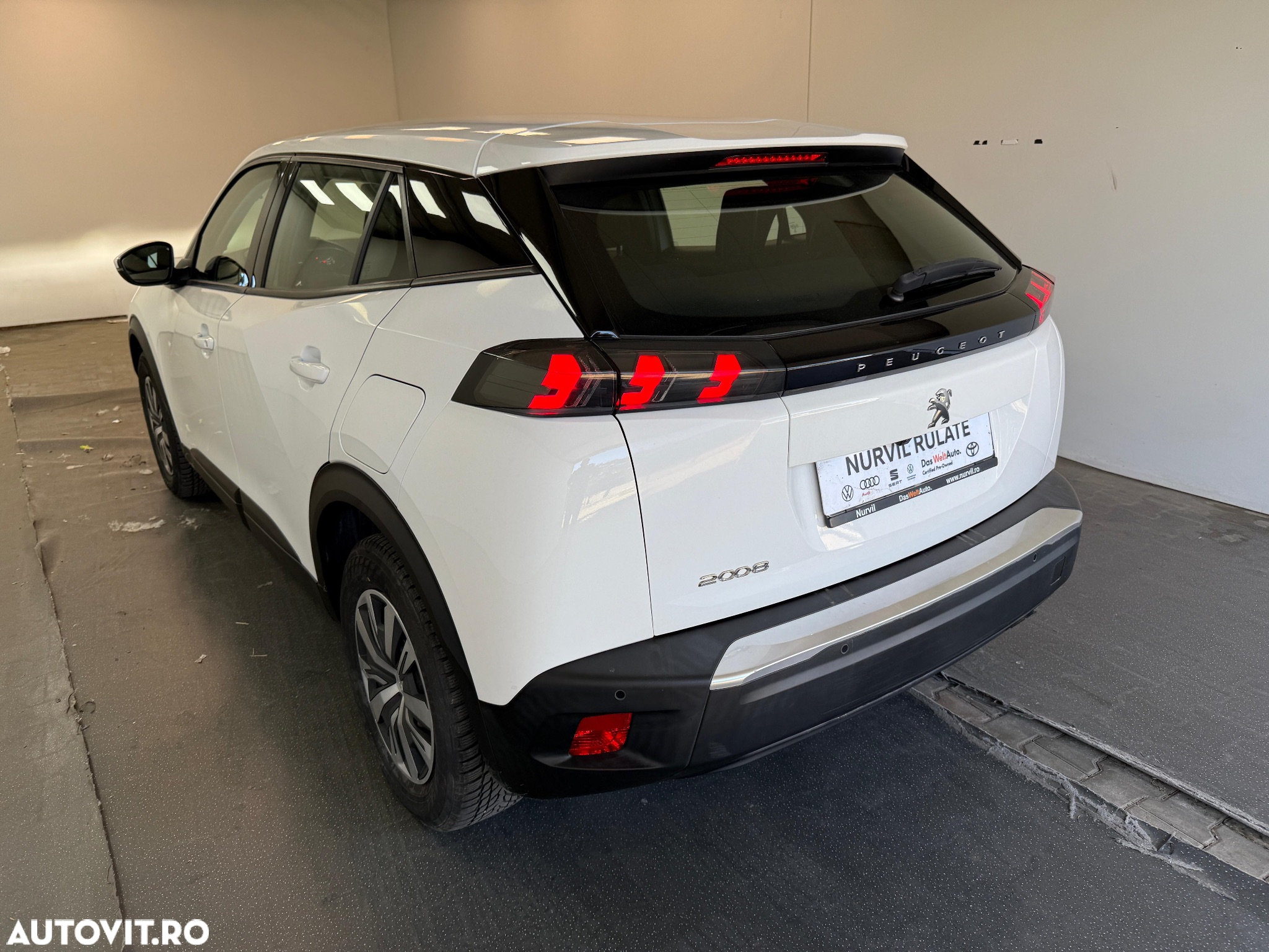 Peugeot 2008 1.5 BlueHDI FAP Active - 22
