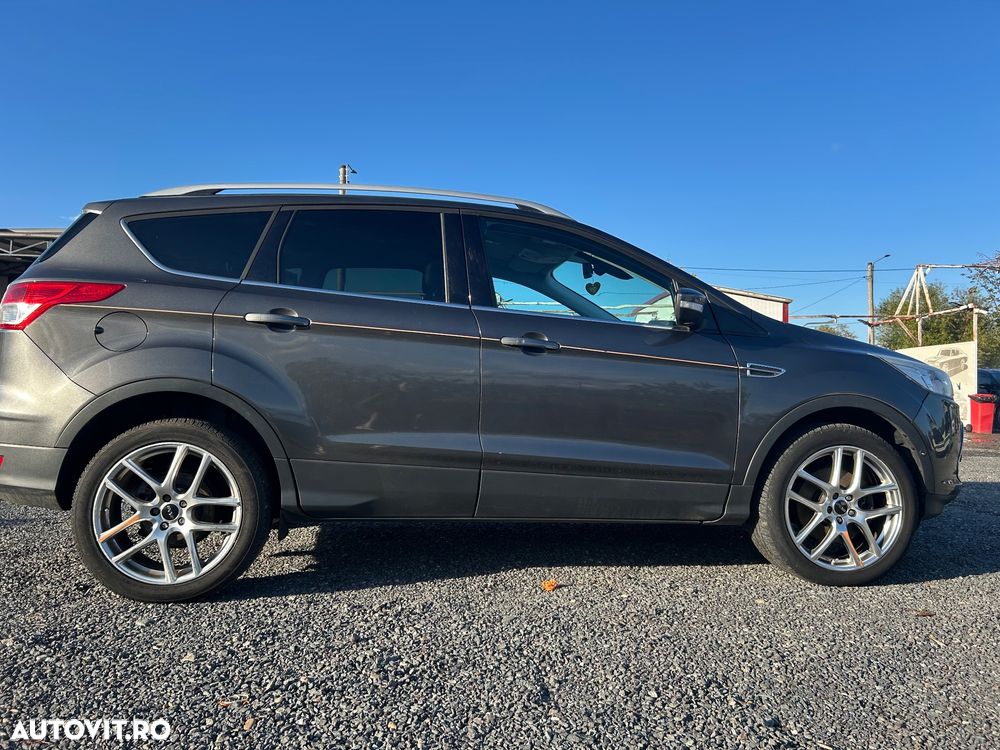 Ford Kuga - 33