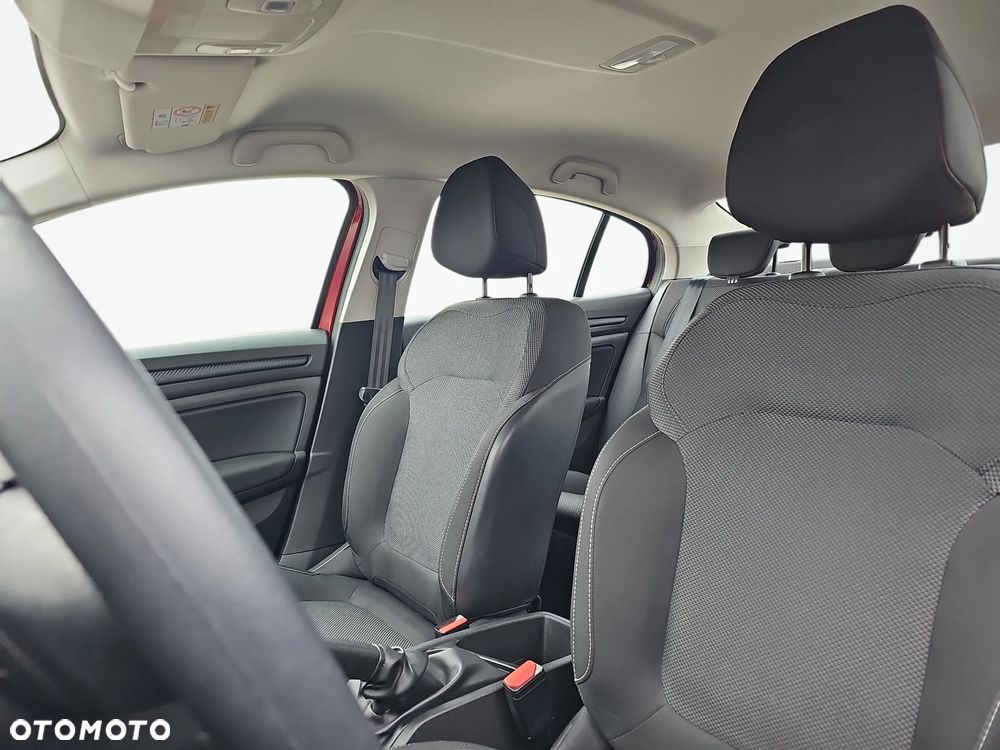 Renault Megane 1.3 TCe FAP Limited - 12