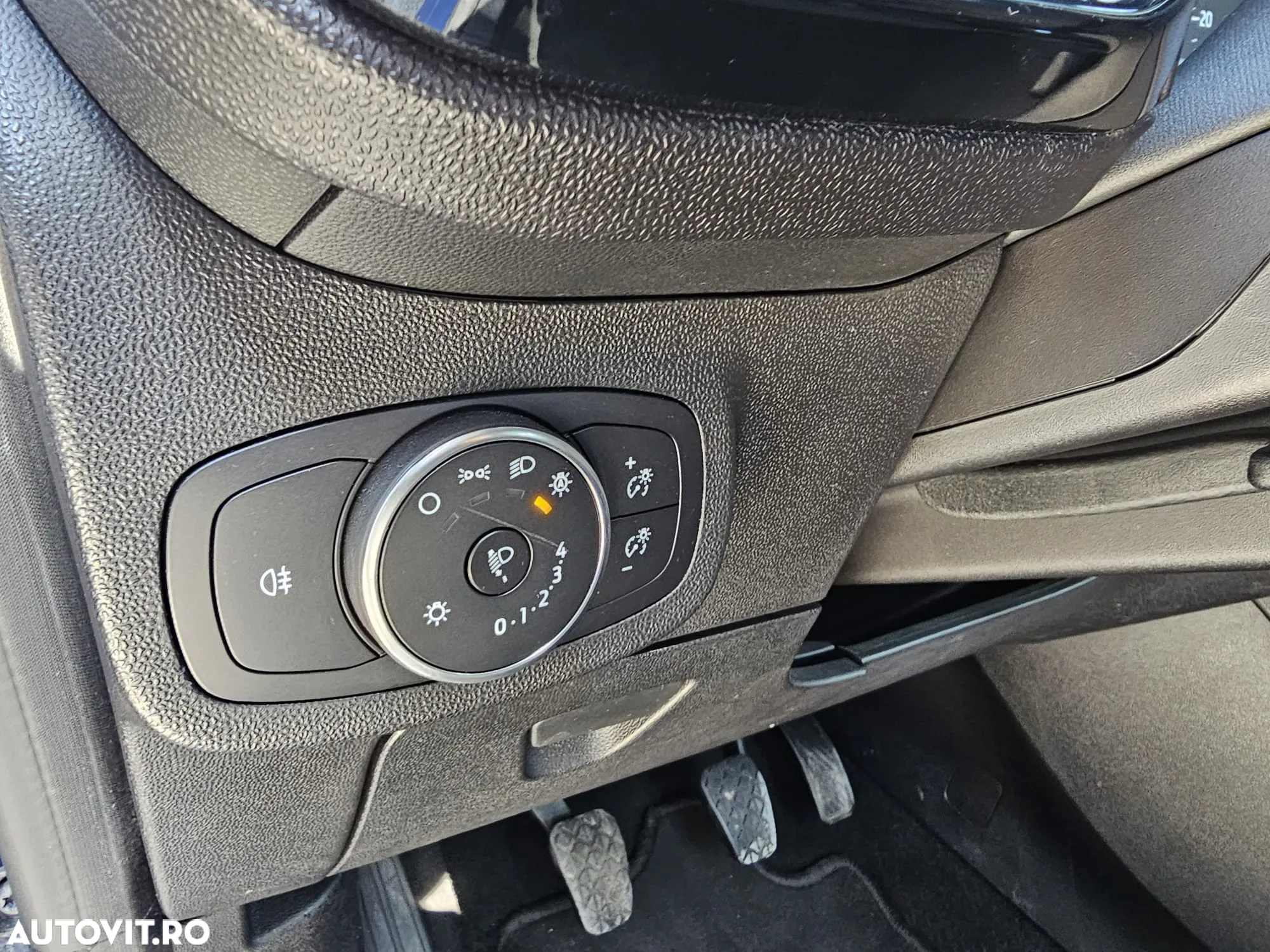 Ford Fiesta 1.1 Trend - 16
