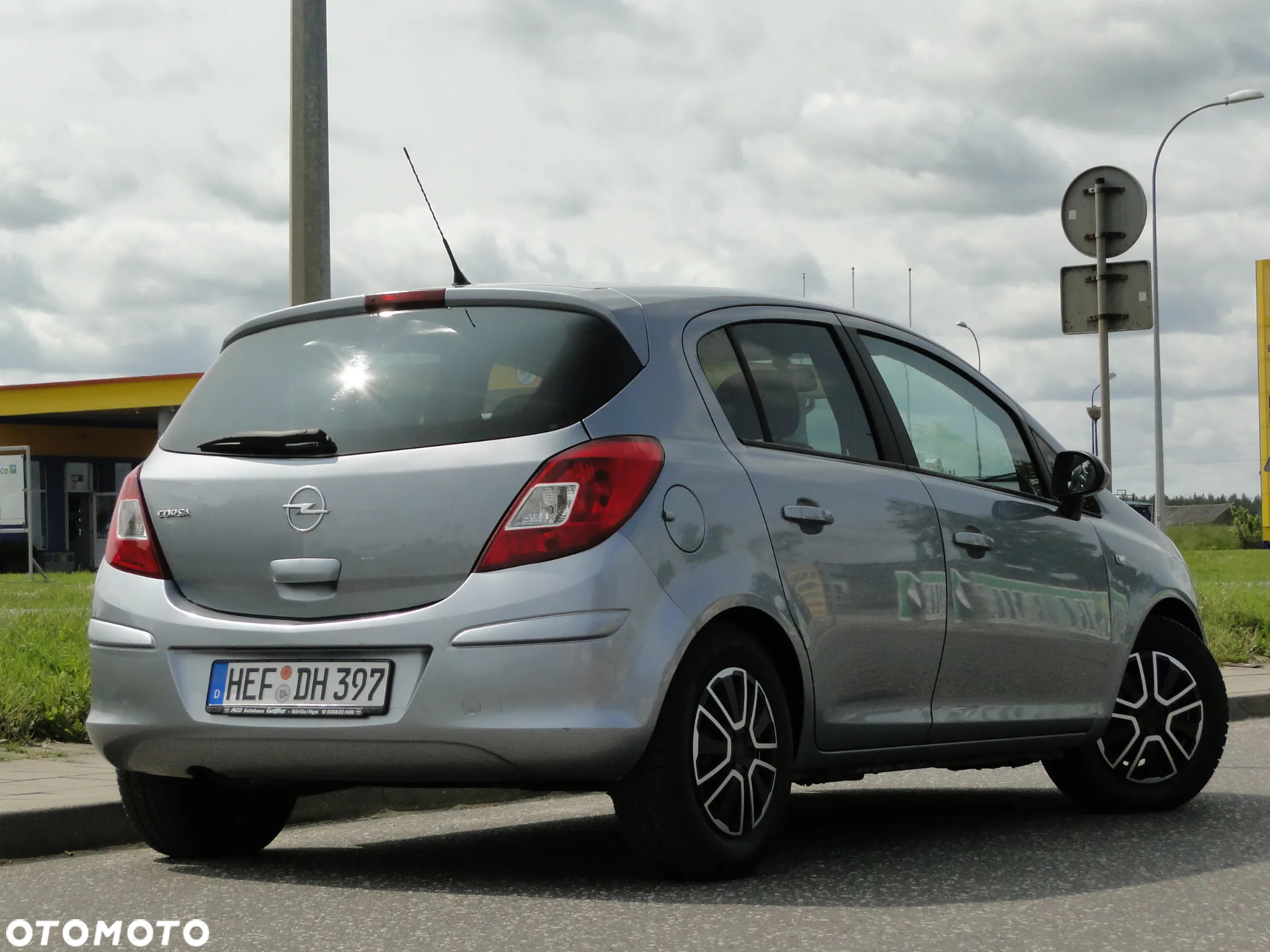 Opel Corsa 1.4 16V Edition 111 Jahre - 16