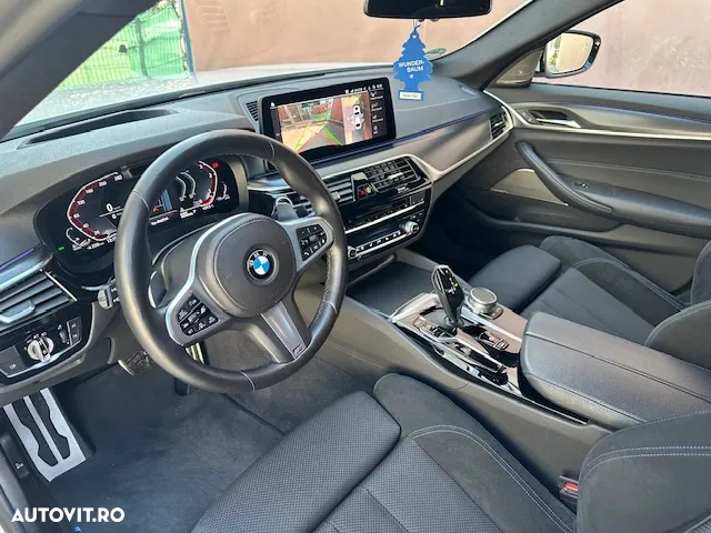 BMW Seria 5 520d xDrive AT MHEV - 11