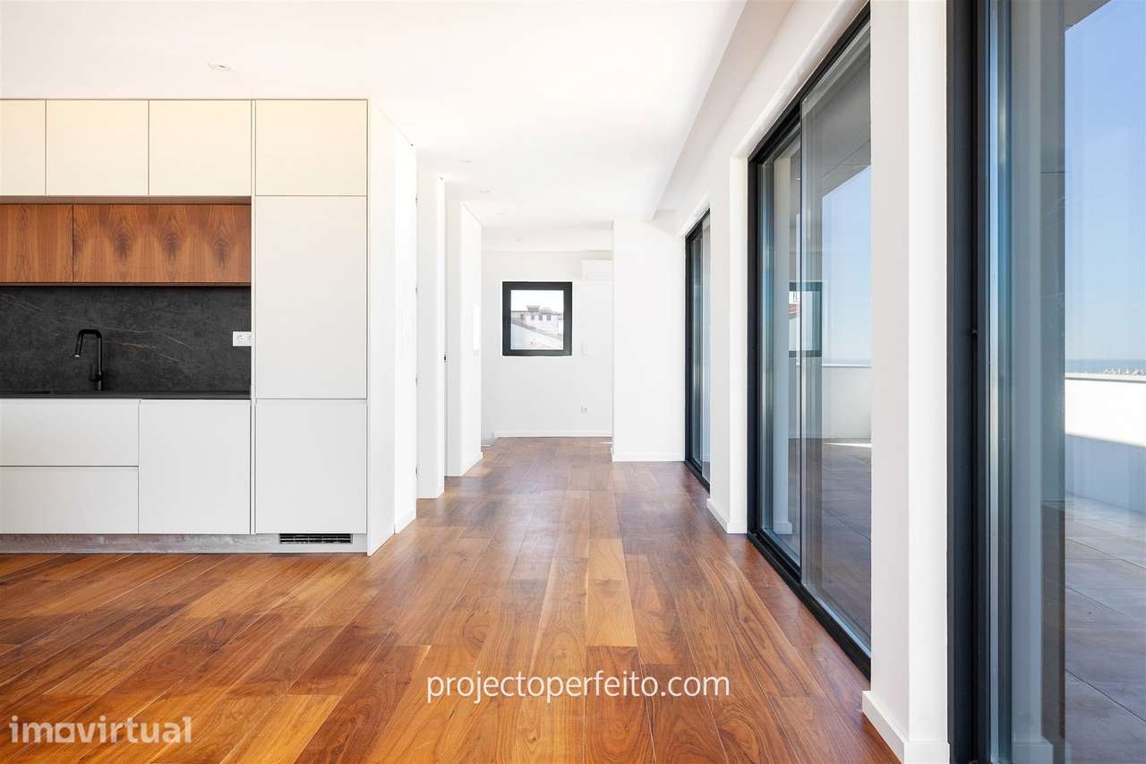 Penthouse T3 duplex com fantástico terraço com vista de mar direta - Grande imagem: 3/37