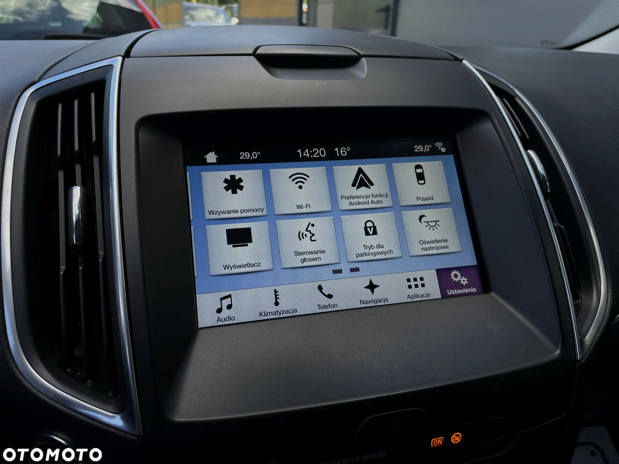 Ford S-Max 2.0 EcoBoost Titanium - 25