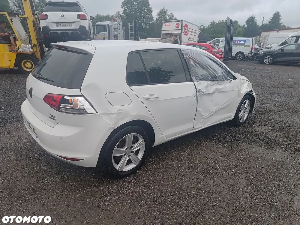 Volkswagen Golf 1.6 TDI Trendline - 10