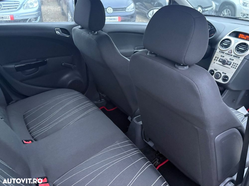 Opel Corsa 1.2 16V Enjoy - 8