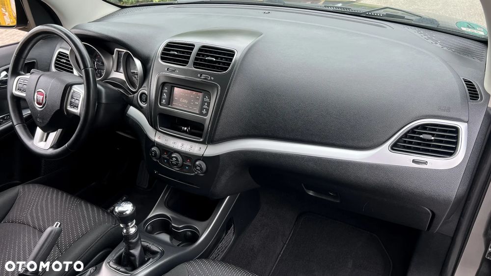 Fiat Freemont 2.0 Multijet 16V DPF Urban - 19