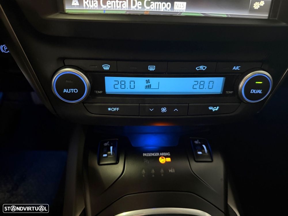 Toyota Avensis SW - 16