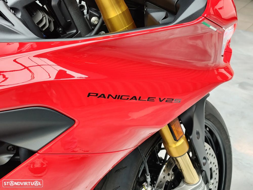 Ducati Panigale V2 S - 15