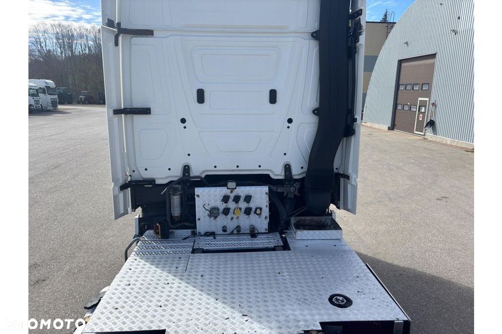 Mercedes-Benz ACTROS 2551 6x2 EURO6 + RETARDER + HYDRAULICS - 9