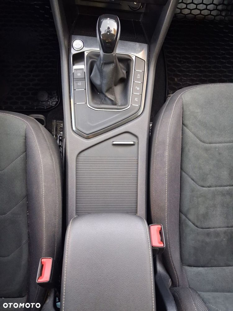 Volkswagen Tiguan 1.5 TSI EVO Elegance DSG - 28