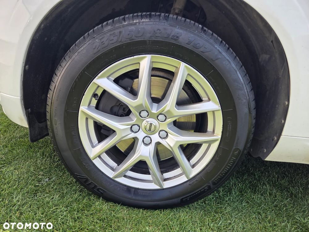 Volvo XC 60 D4 AWD Momentum - 15