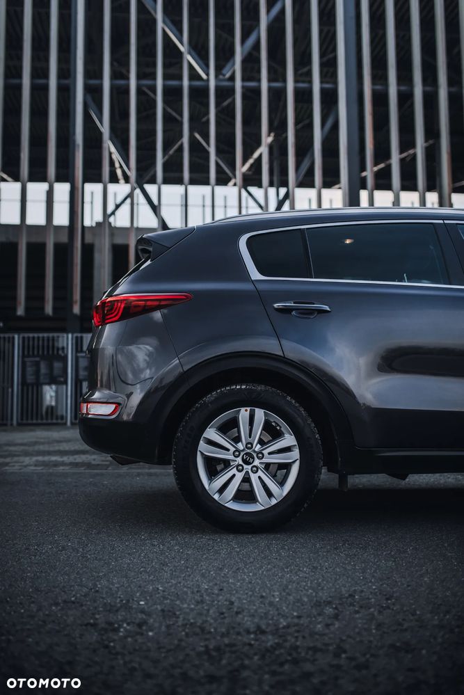 Kia Sportage 1.6 GDI 2WD ISG Dream-Team Edition - 19