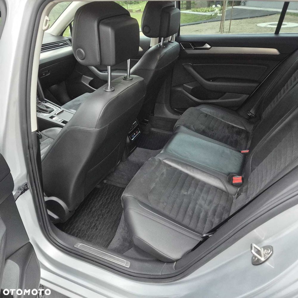 Volkswagen Passat - 6
