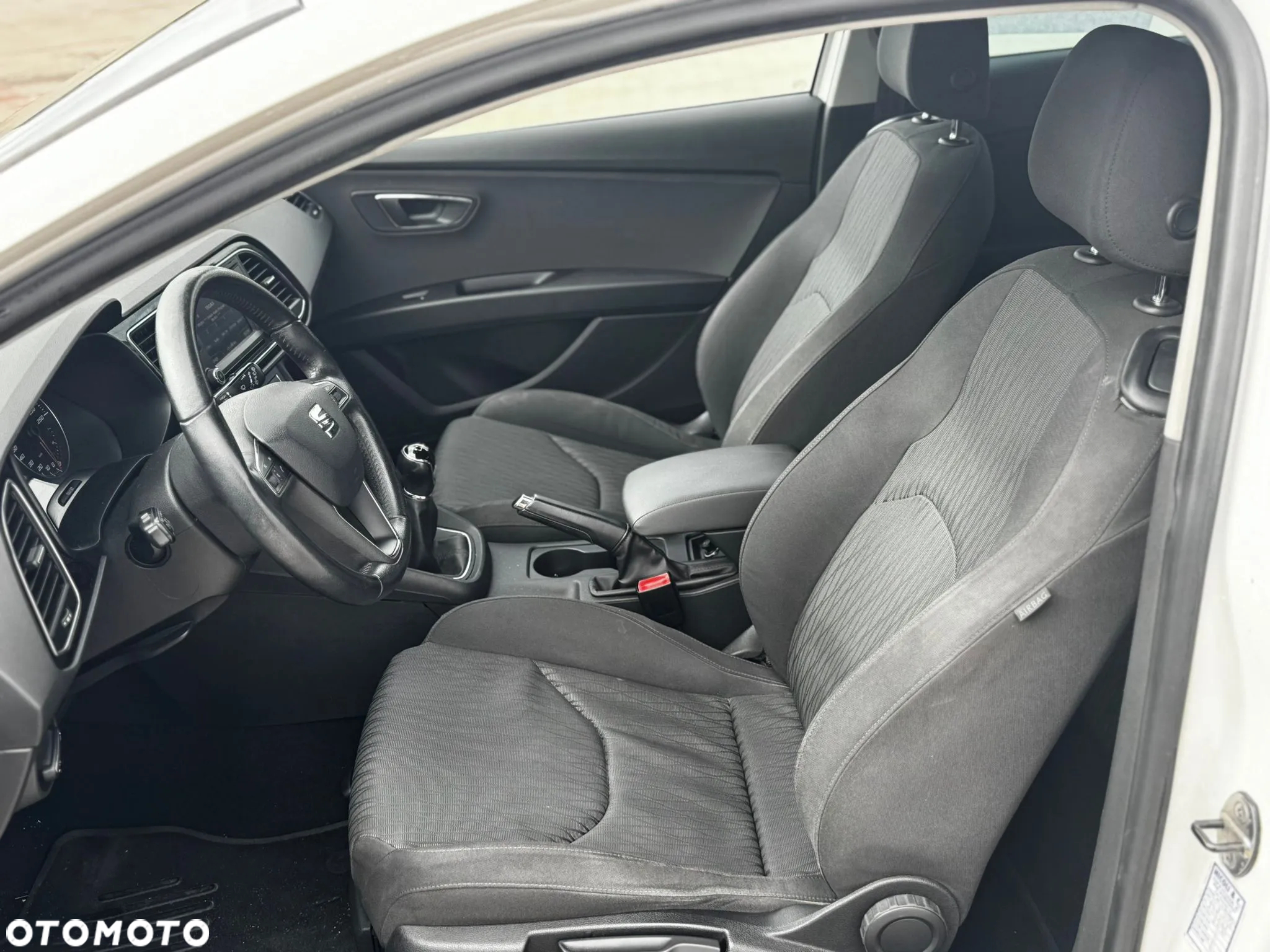 Seat Leon SC 1.6 TDI Style - 4