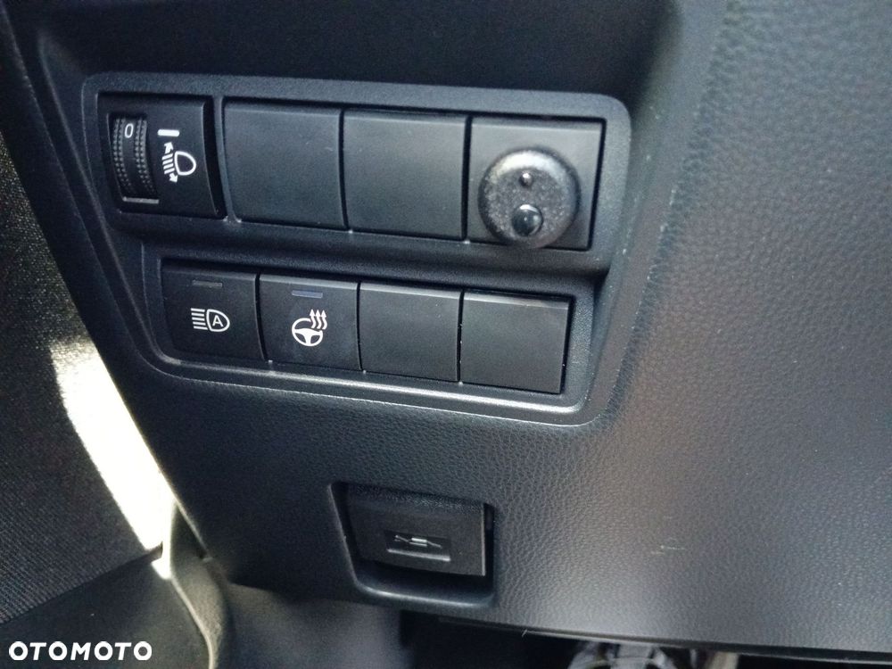 Toyota Yaris Hybrid 1.5 Style - 17