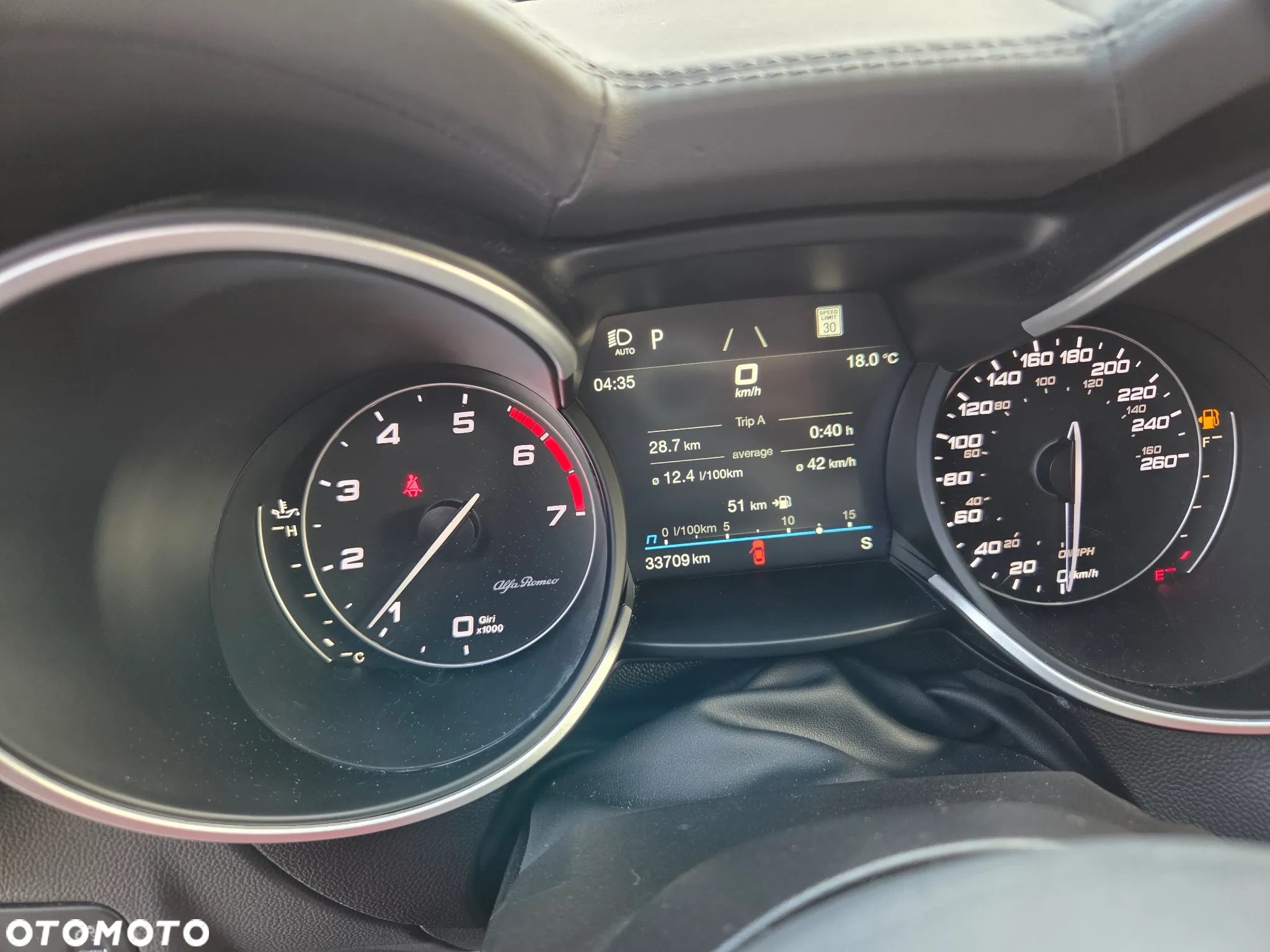 Alfa Romeo Stelvio 2.0 Turbo 16V AT8-Q4 Veloce - 11